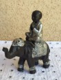Monge en elefante 